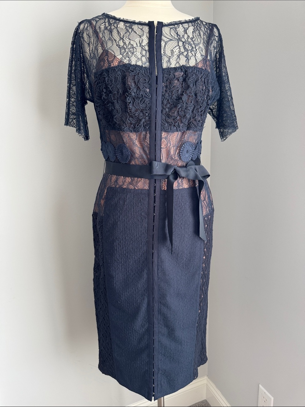 Beguile | Byron Lars Carissma Sheath Dress - Navy, Size 10 - Picture 4 of 12